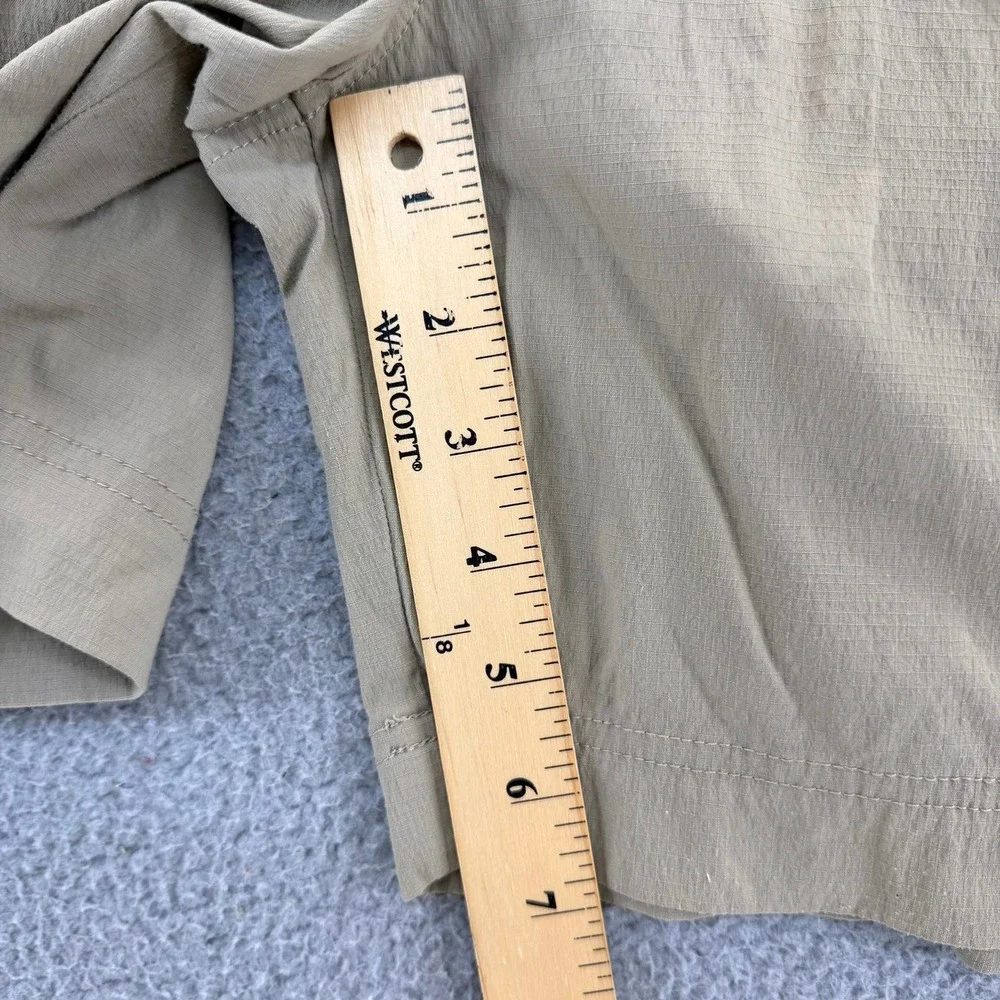 Prana Halle Shorts Womens 4 Khaki Tan Stretch Zion Hiking Outdoor Cargo Pockets - Picture 7 of 11